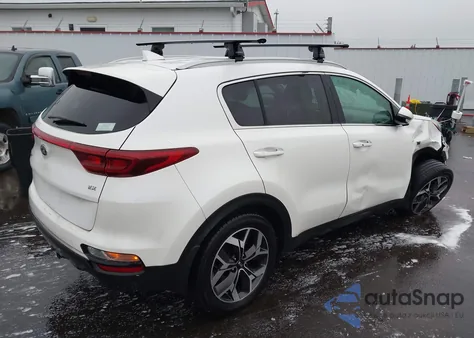 2020 Kia Sportage Ex z USA, uszkodzony, nr VIN KNDPNCAC1L7698494